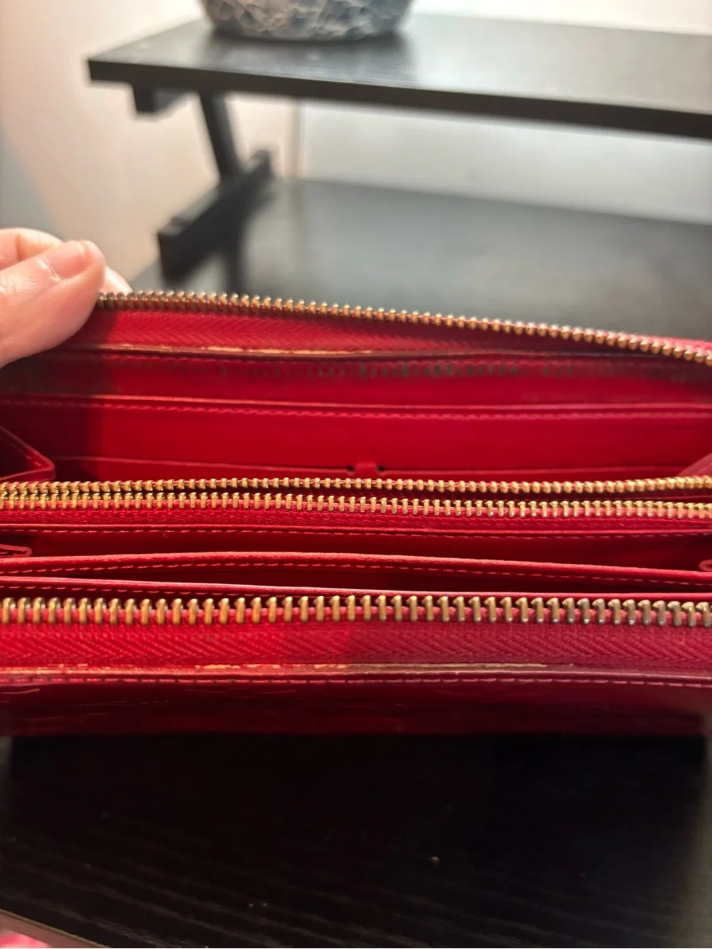 Authentic Louis Vuitton Monogram Vernis Zippy Wallet - Red / Pomme D’Amour